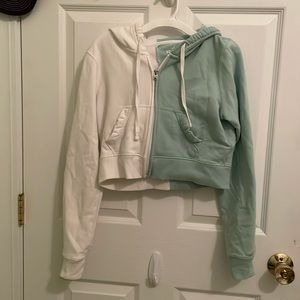 Two-Toned cropped zip-up